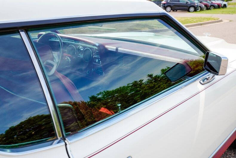 1976 Ford Thunderbird