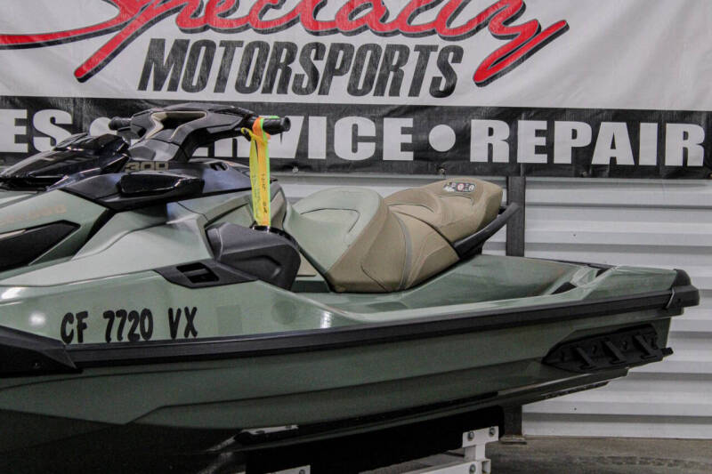2023 Sea-Doo GTX LTD 300 Tech package