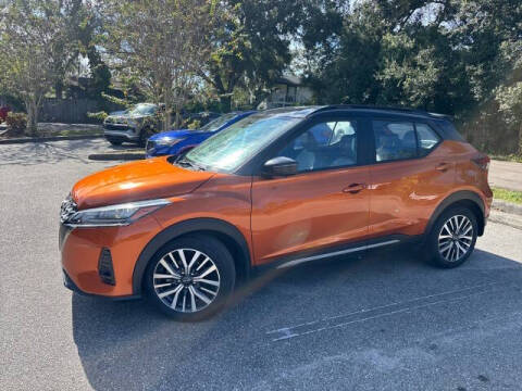 2023 Nissan Kicks SR