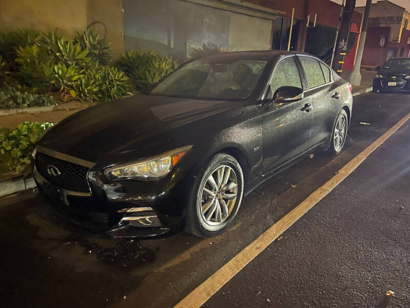 2017 INFINITI Q50 Premium