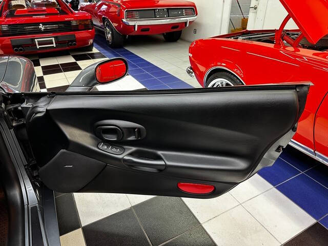 2004 Chevrolet Corvette