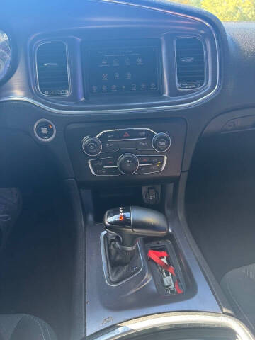 2018 Dodge Charger SXT