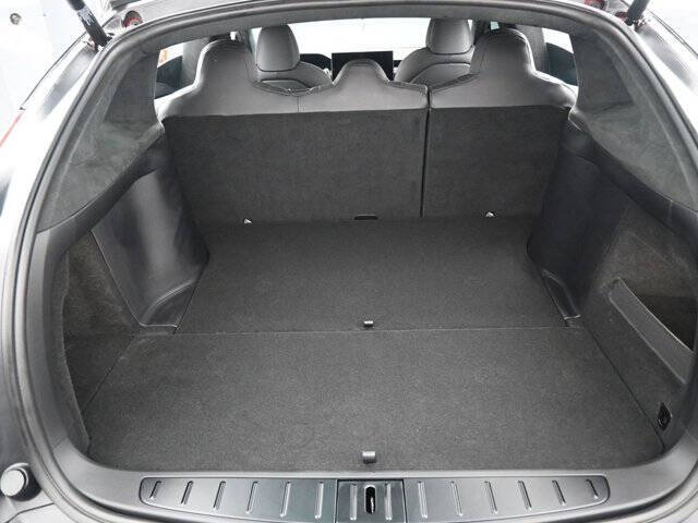 2023 Tesla Model X Standard Range