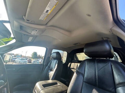 2011 Chevrolet Avalanche LT