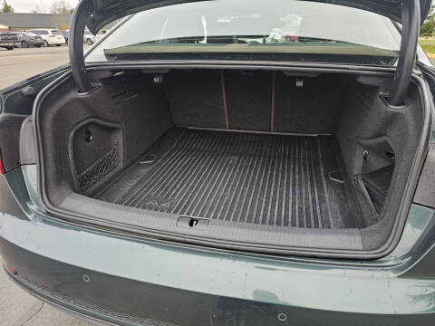 2017 Audi A4 2.0T quattro Prestige