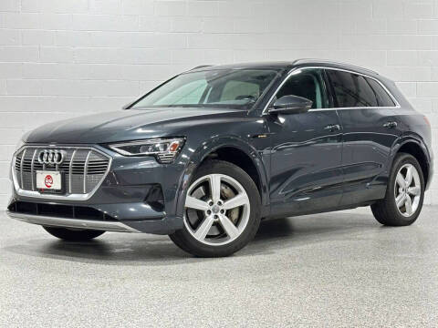 2019 Audi e-tron quattro Premium Plus