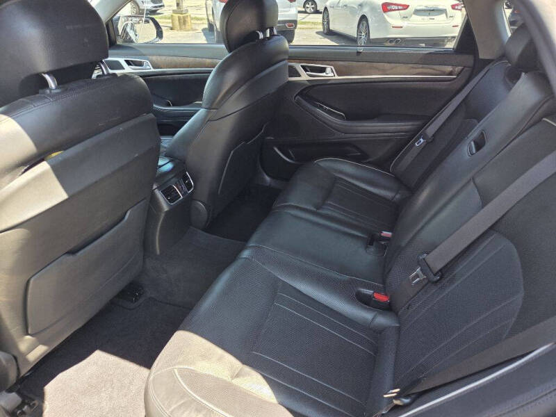 2015 Hyundai Genesis 5.0L