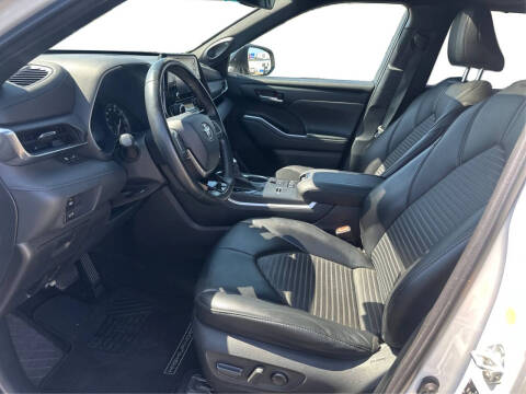 2021 Toyota Highlander XSE