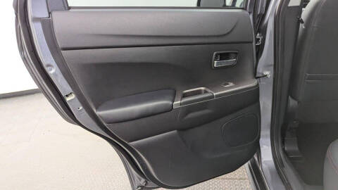 2024 Mitsubishi Outlander Sport S