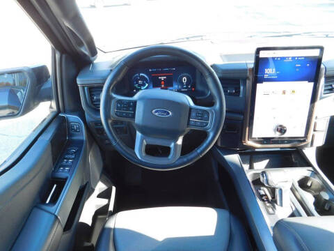 2022 Ford F-150 Lightning Lariat