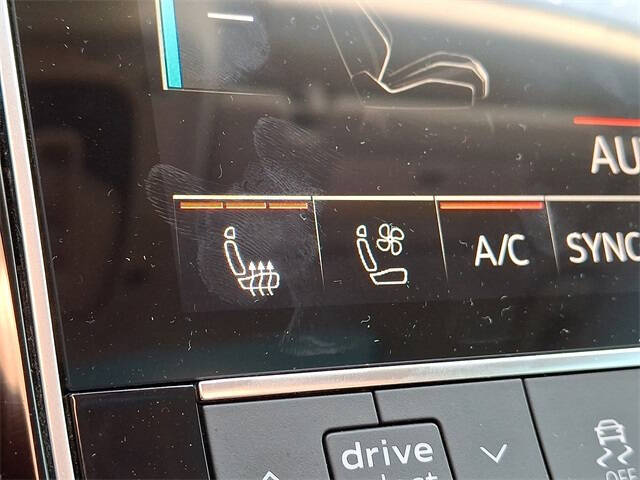 2023 Audi Q8 quattro Premium Plus 55 TFSI