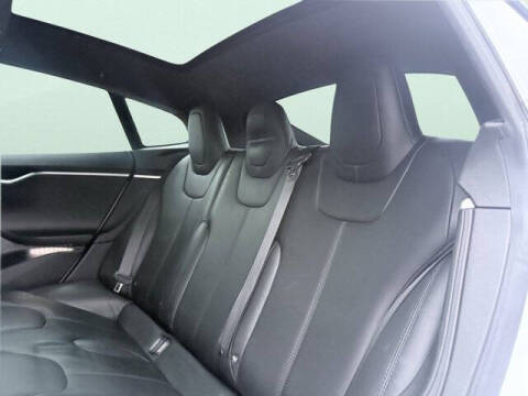 2016 Tesla Model S 75D