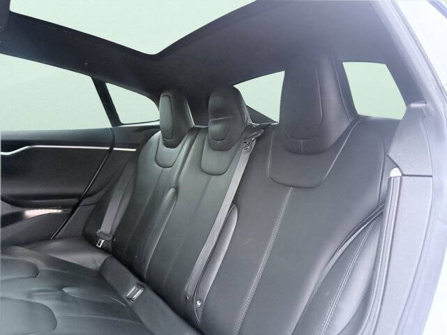 2016 Tesla Model S 75D