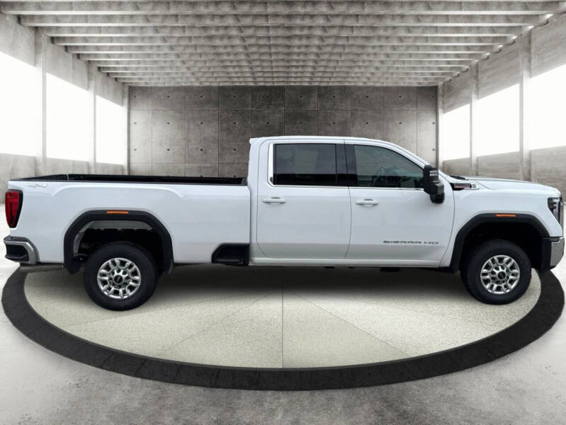 2024 GMC Sierra 2500HD SLE's photo