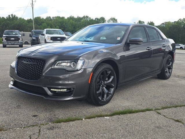 2023 Chrysler 300 Touring L