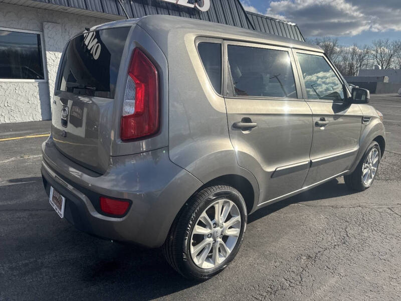 2012 Kia Soul +