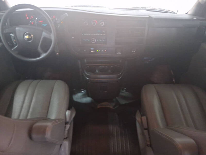 2020 Chevrolet Express 2500