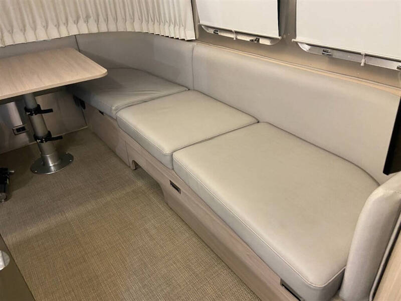 2018 Airstream GLOBETROTTER -