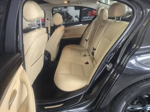 2016 BMW 5 Series 528i xDrive