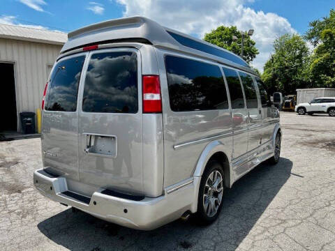 2023 Chevrolet Express 2500