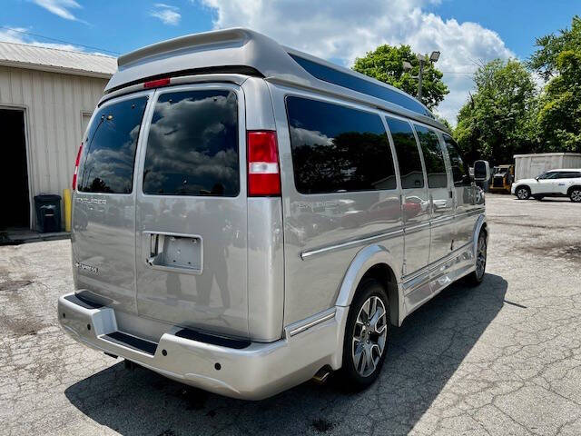 2023 Chevrolet Express 2500