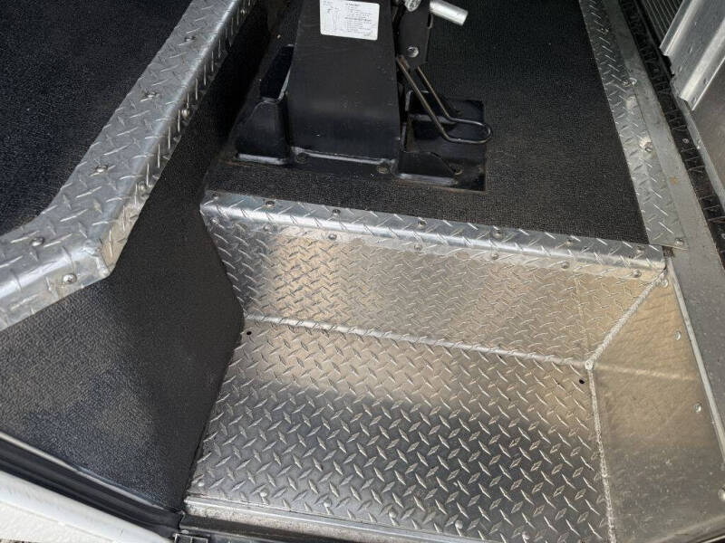 2017 Ford E-Series