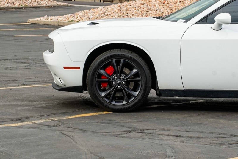 2020 Dodge Challenger SXT