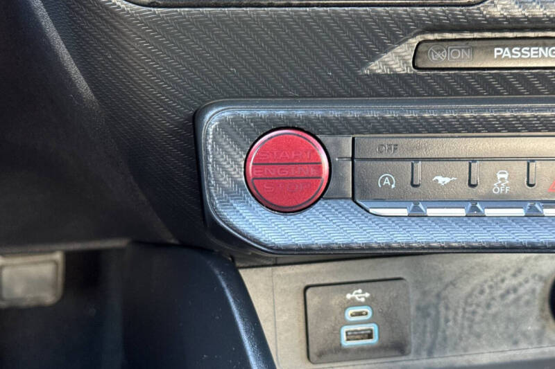 2024 Ford Mustang EcoBoost