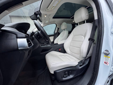 2017 Jaguar F-PACE 35t Prestige