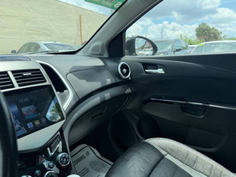 2015 Chevrolet Sonic RS Auto