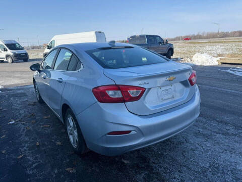 2017 Chevrolet Cruze LT Auto