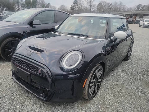 2023 MINI Hardtop 2 Door