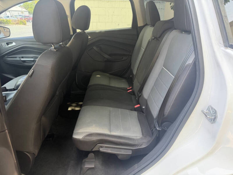 2015 Ford Escape SE