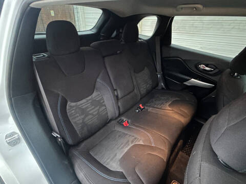 2020 Jeep Cherokee Upland