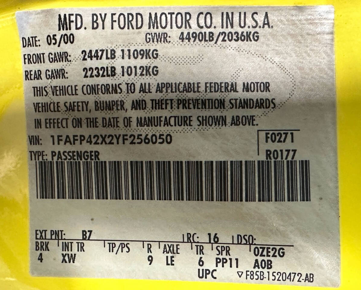 2000 Ford Mustang 120