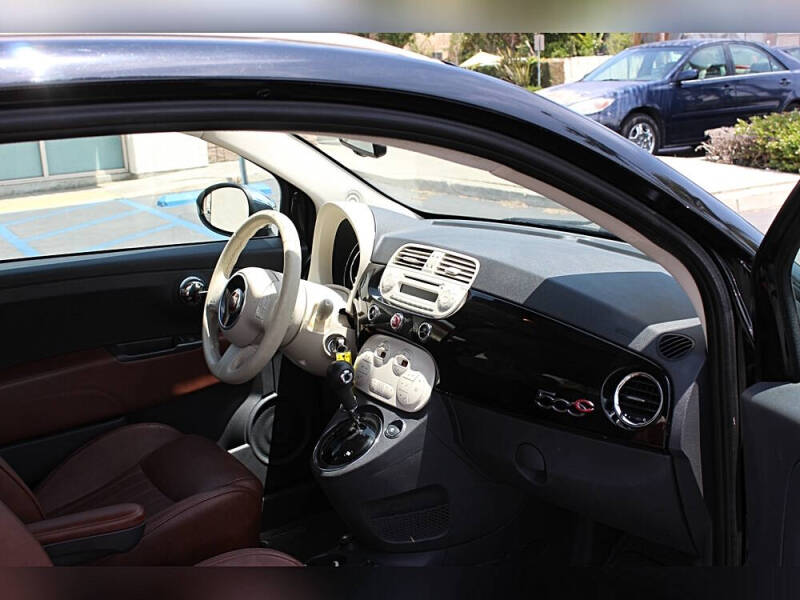 2015 FIAT 500c Lounge