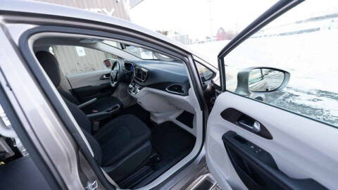 2018 Chrysler Pacifica Touring Plus