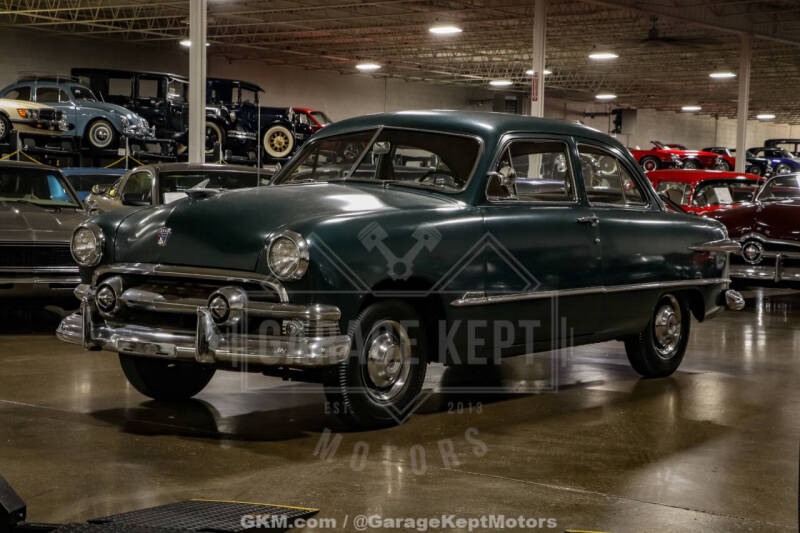1951 Ford Custom Deluxe