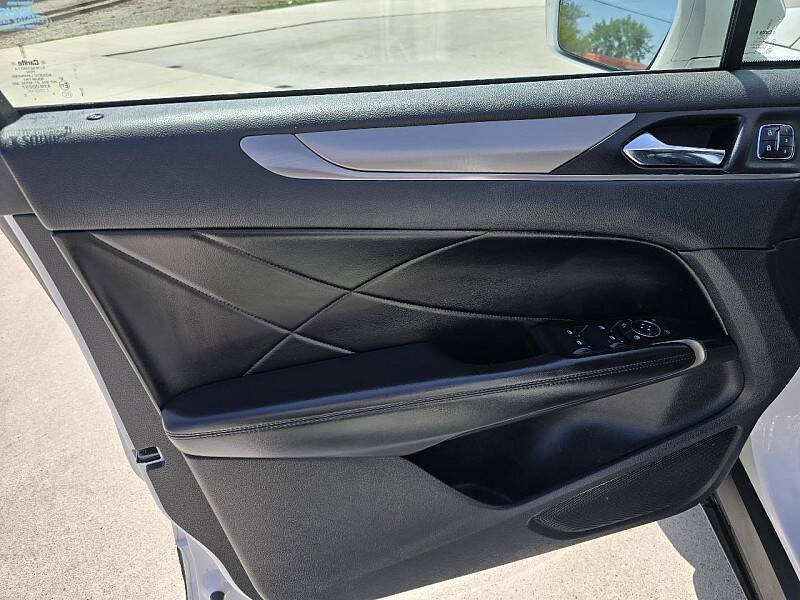 2016 Lincoln MKC Select