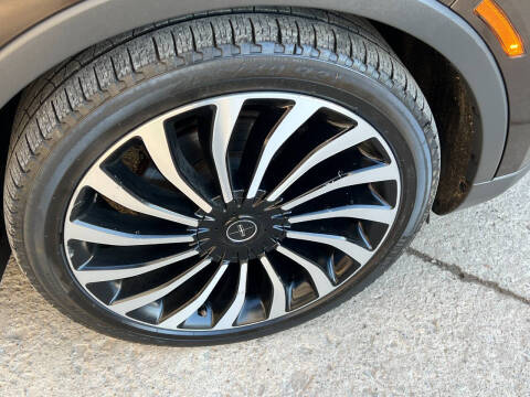 2019 Lincoln Nautilus Black Label