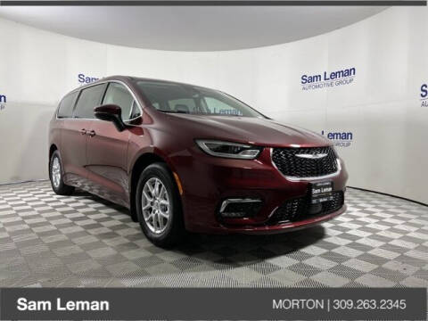 2023 Chrysler Pacifica for sale at Sam Leman CDJRF Morton in Morton IL