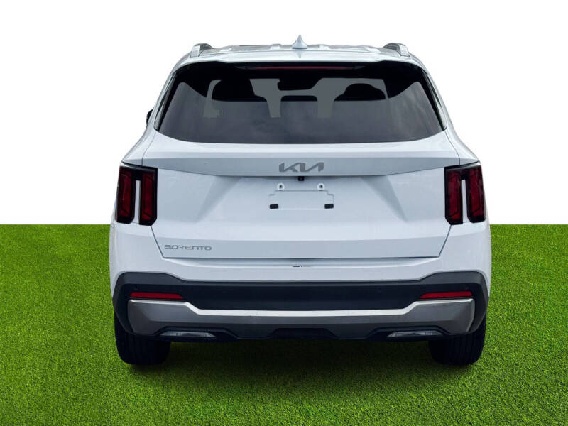 2024 Kia Sorento S
