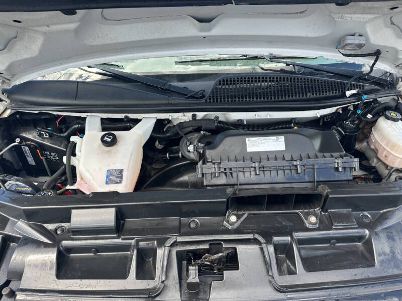 2021 Chevrolet Express LS 3500