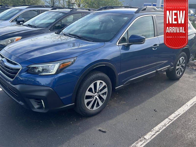 2022 Subaru Outback for sale at Auto Center of Columbus in Columbus OH