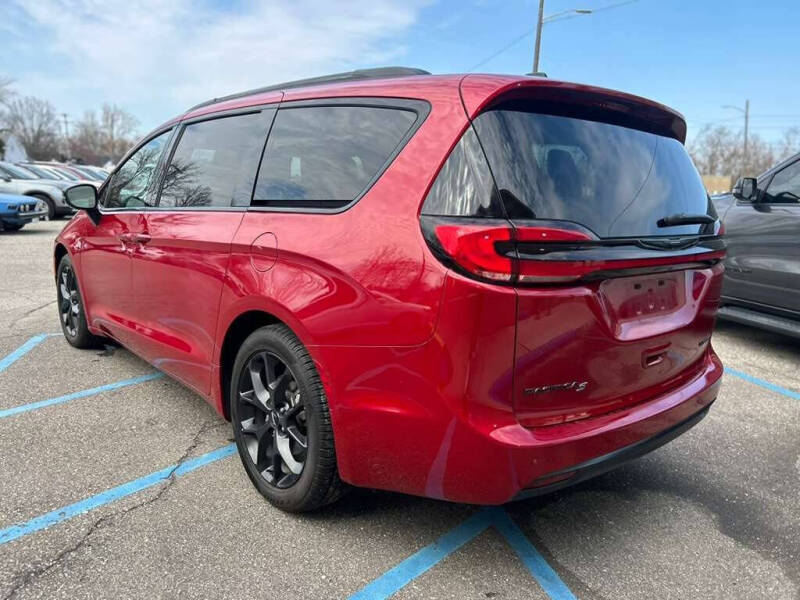2025 Chrysler Pacifica Limited