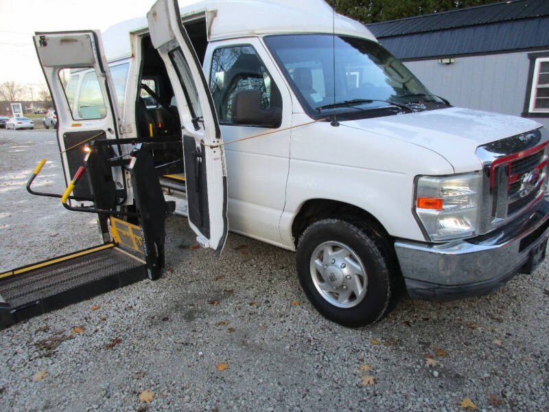 2010 Ford E-Series E-350 SD