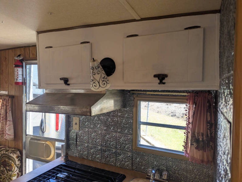 1977 Jayco Wren / 17ft