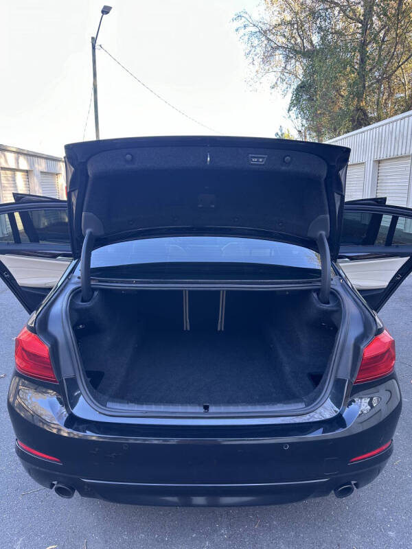 2017 BMW 5 Series 530i