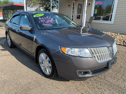 2011 Lincoln MKZ for sale at G & G Auto Sales in Steubenville OH