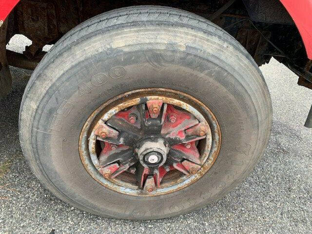 1999 Sterling LT9513